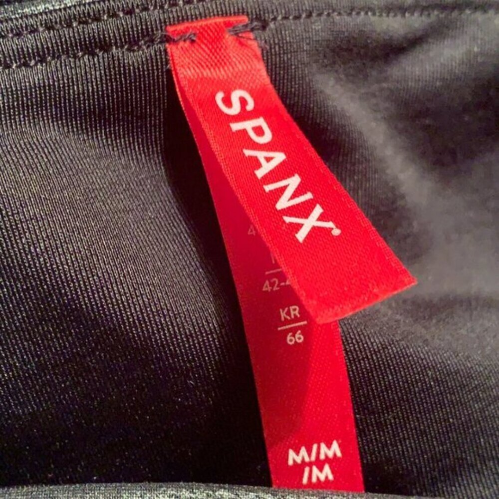 Spanx Black Faux Leather Leggings 27" Inseam - Picture 6 of 6